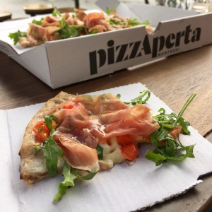 Buffalo Mozzarella and Prosciutto di Parma Pizza